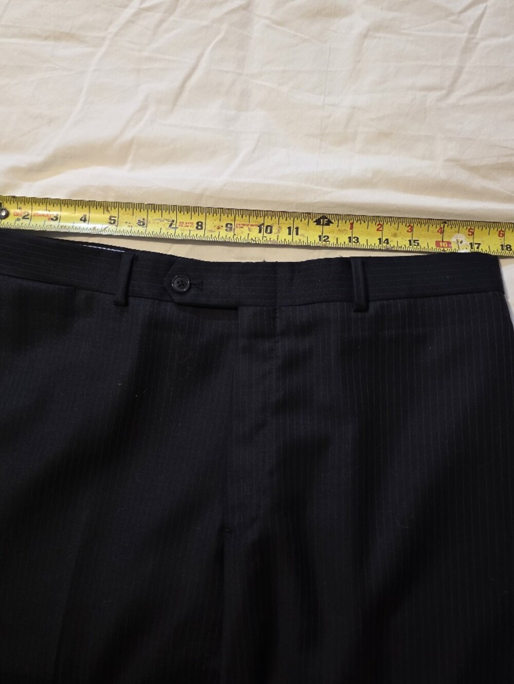 Tommy Hilfiger Men's Navy Blue Pinstripe Suit 42R Pants Are 36/34 - Picture 9 of 9